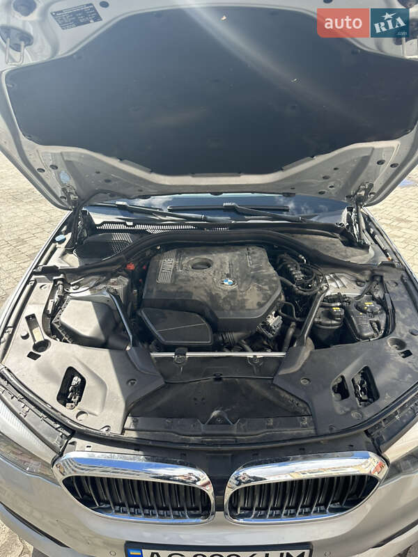 Седан BMW 5 Series 2017 в Луцке