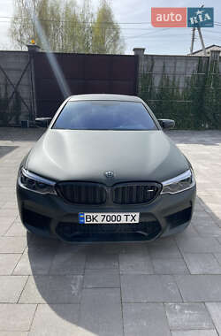Седан BMW 5 Series 2017 в Ровно
