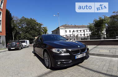 Седан BMW 5 Series 2015 в Львові