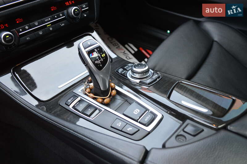 Седан BMW 5 Series 2011 в Львове