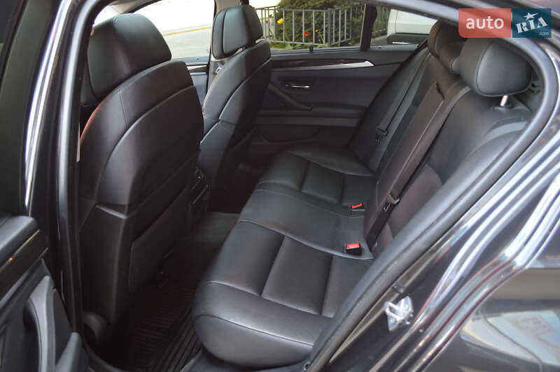 Седан BMW 5 Series 2011 в Львове