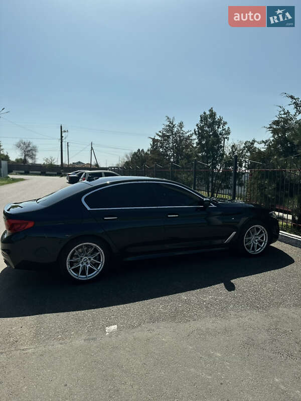 Седан BMW 5 Series 2018 в Измаиле