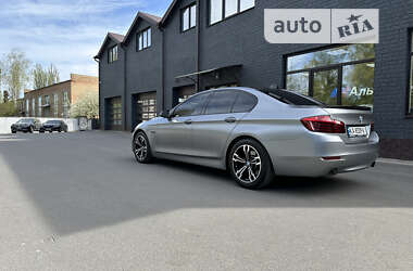 Седан BMW 5 Series 2015 в Киеве