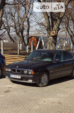 Седан BMW 5 Series 1994 в Хотині