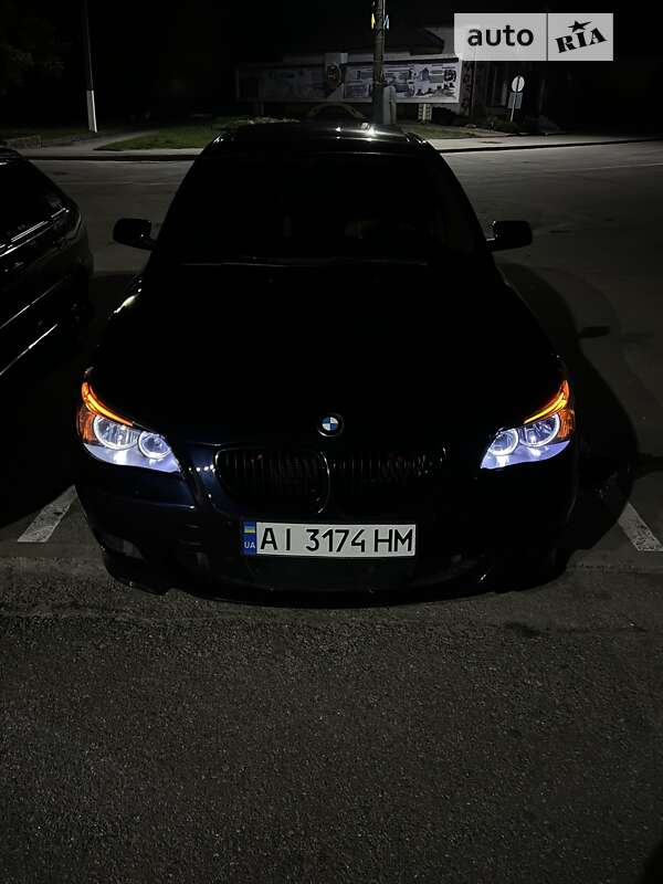 Седан BMW 5 Series 2003 в Киеве