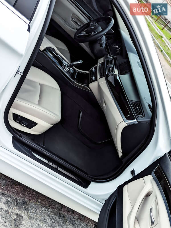 Седан BMW 5 Series 2013 в Кременчуге
