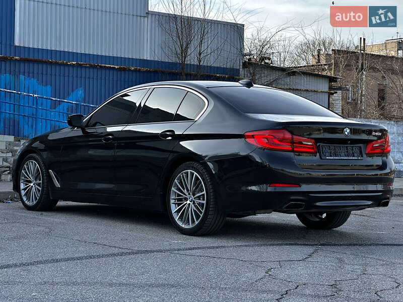 Седан BMW 5 Series 2019 в Запорожье