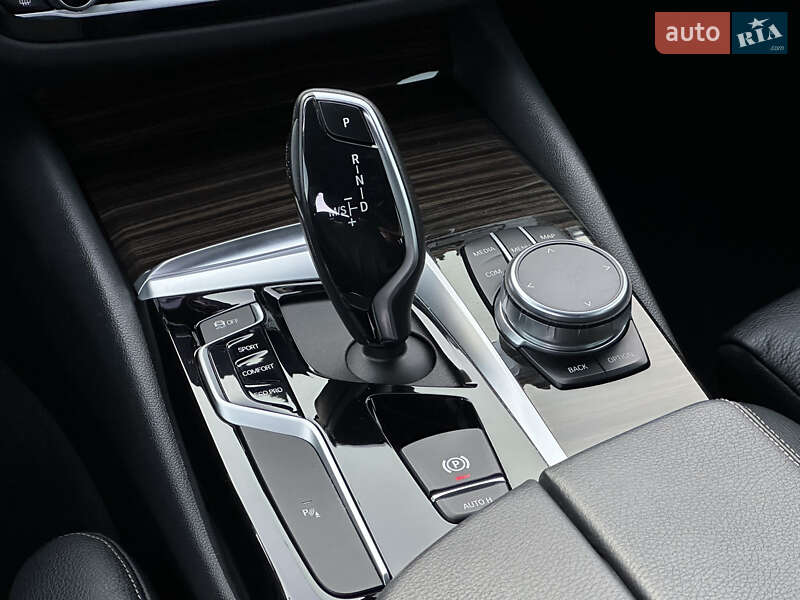 Седан BMW 5 Series 2019 в Запорожье