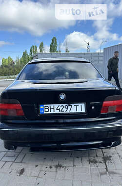 Седан BMW 5 Series 1998 в Черноморске
