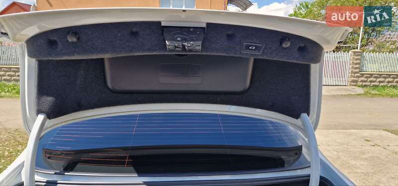 Седан BMW 5 Series 2016 в Тячеві