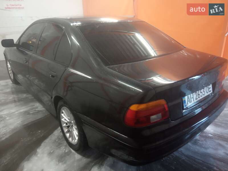 Седан BMW 5 Series 2002 в Одесі