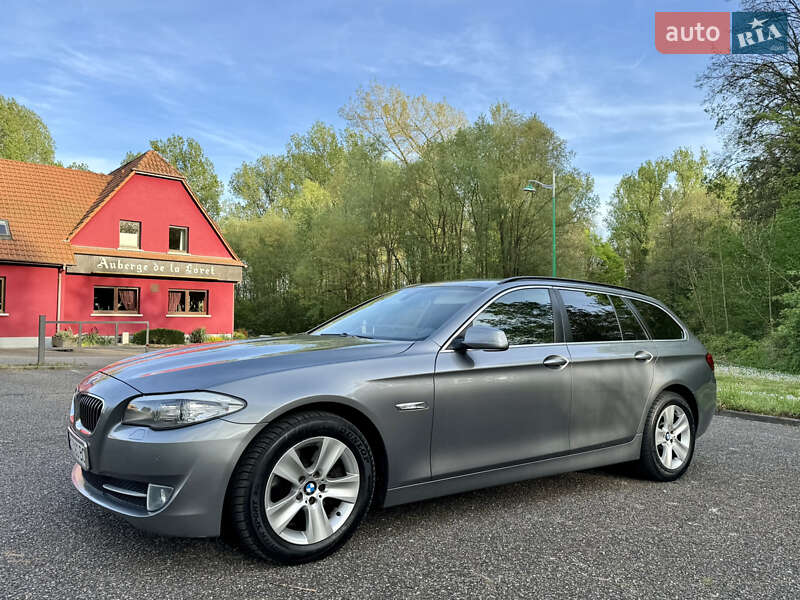 Универсал BMW 5 Series 2013 в 