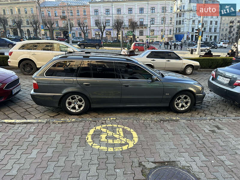 Універсал BMW 5 Series 2003 в Чернівцях