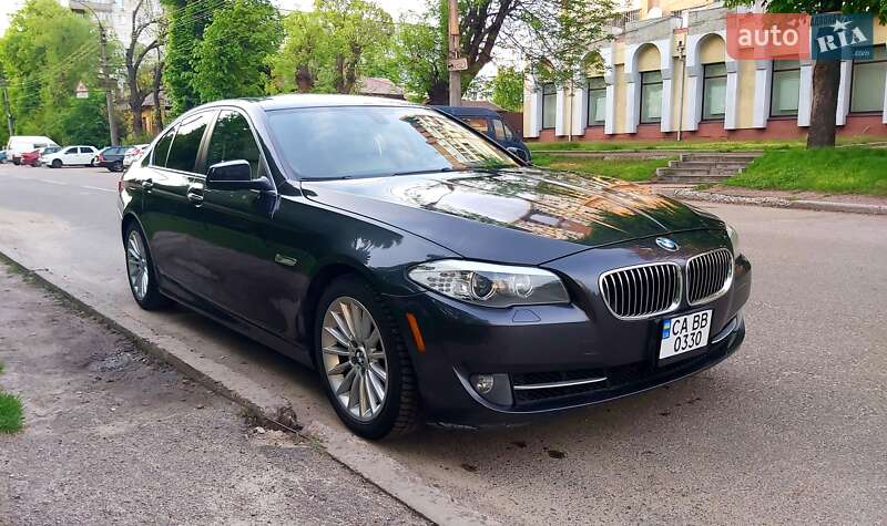 Седан BMW 5 Series 2012 в Черкасах