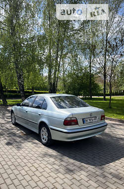 Седан BMW 5 Series 1997 в Ровно
