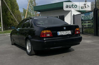 Седан BMW 5 Series 2000 в Чернігові