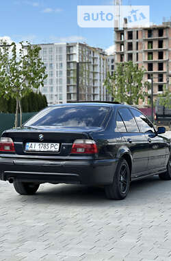 Седан BMW 5 Series 2000 в Ужгороді