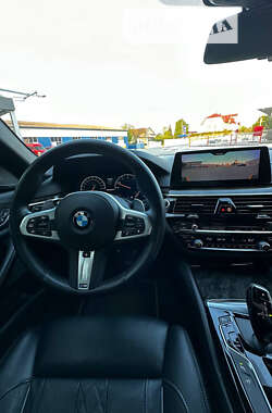 Седан BMW 5 Series 2018 в Бучаче