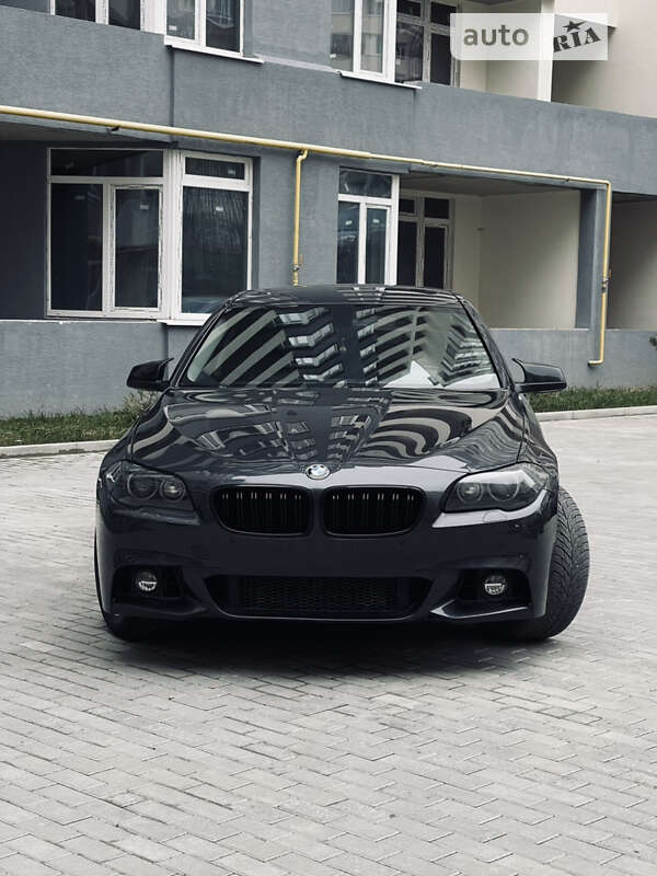 Седан BMW 5 Series 2012 в Тернополе