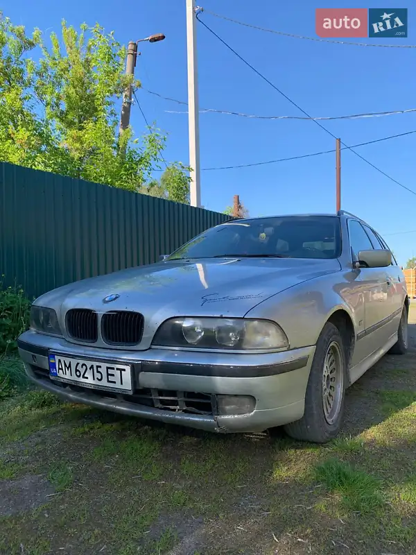 BMW 5 Series 1998