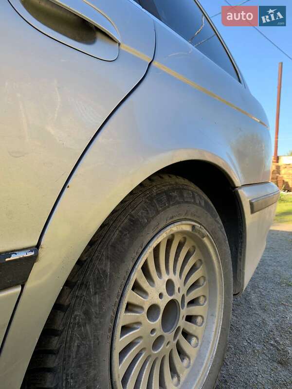 Універсал BMW 5 Series 1998 в Звягелі