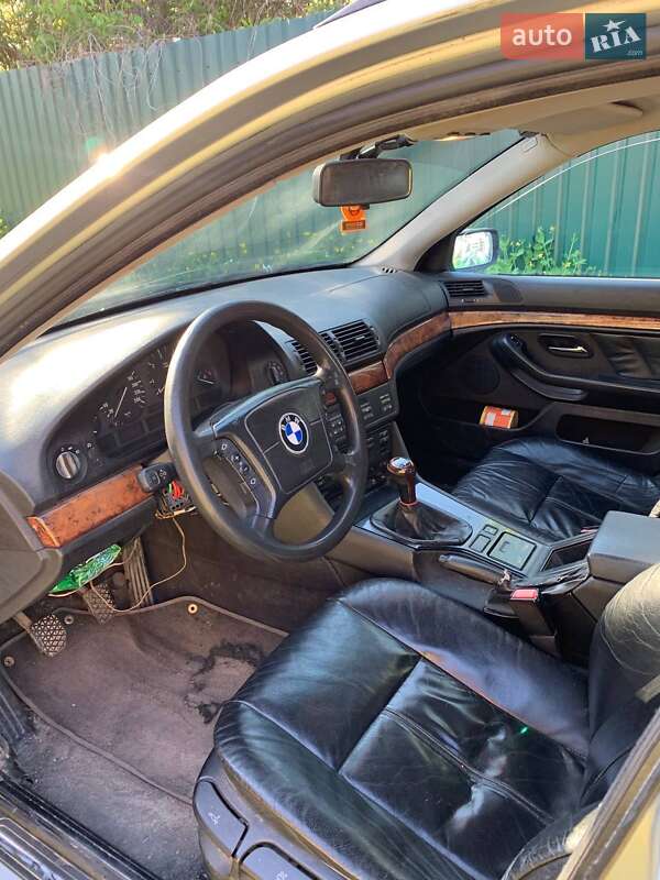 Універсал BMW 5 Series 1998 в Звягелі