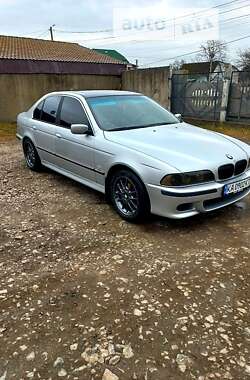 Седан BMW 5 Series 1999 в Киеве