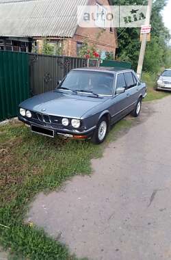 Седан BMW 5 Series 1984 в Полтаві