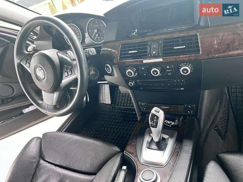 Седан BMW 5 Series 2008 в Тячеве