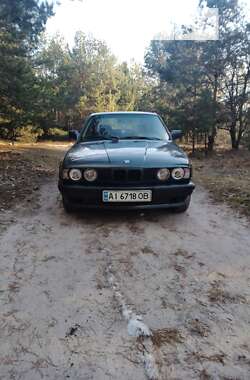 Седан BMW 5 Series 1991 в Боярке