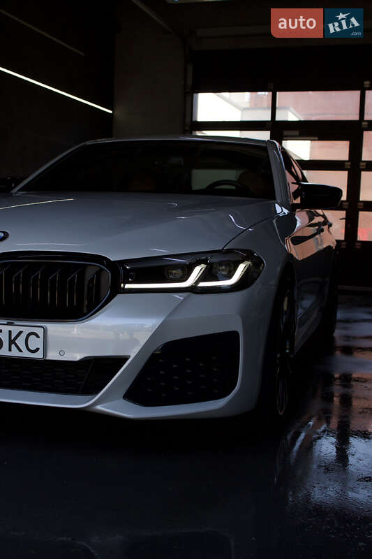 Седан BMW 5 Series 2017 в Черкасах