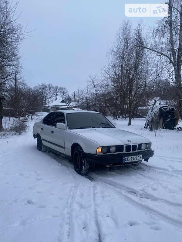 Седан BMW 5 Series 1991 в Прилуках