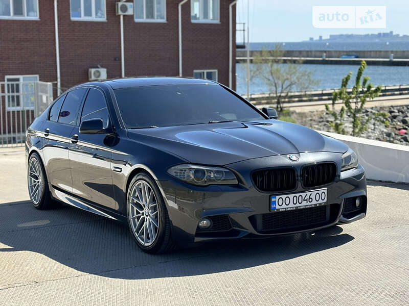 Седан BMW 5 Series 2011 в Одессе