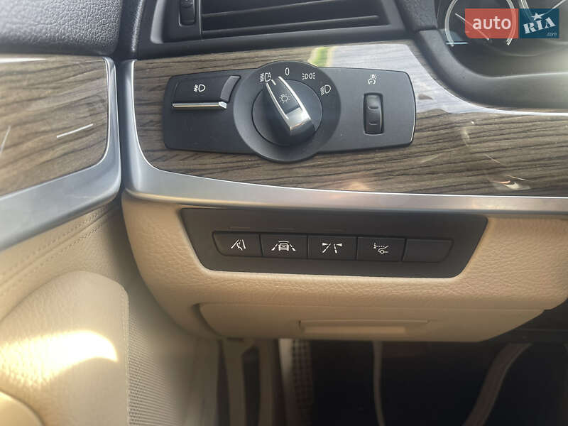 Седан BMW 5 Series 2013 в Дніпрі