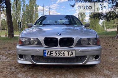 Седан BMW 5 Series 2002 в Ахтырке