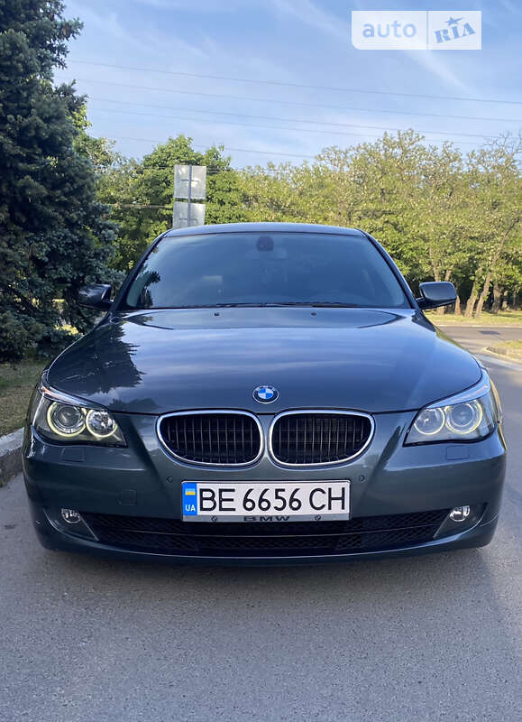 Седан BMW 5 Series 2004 в Миколаєві