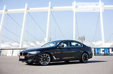 Седан BMW 5 Series 2021 в Киеве