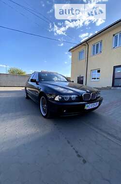 Седан BMW 5 Series 2000 в Луцке