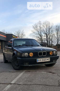 Седан BMW 5 Series 1989 в Харкові