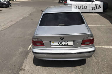 Седан BMW 5 Series 2000 в Николаеве