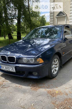 Седан BMW 5 Series 1998 в Городку