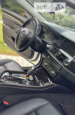 Седан BMW 5 Series 2013 в Яворове