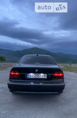 Седан BMW 5 Series 1996 в Воловцю