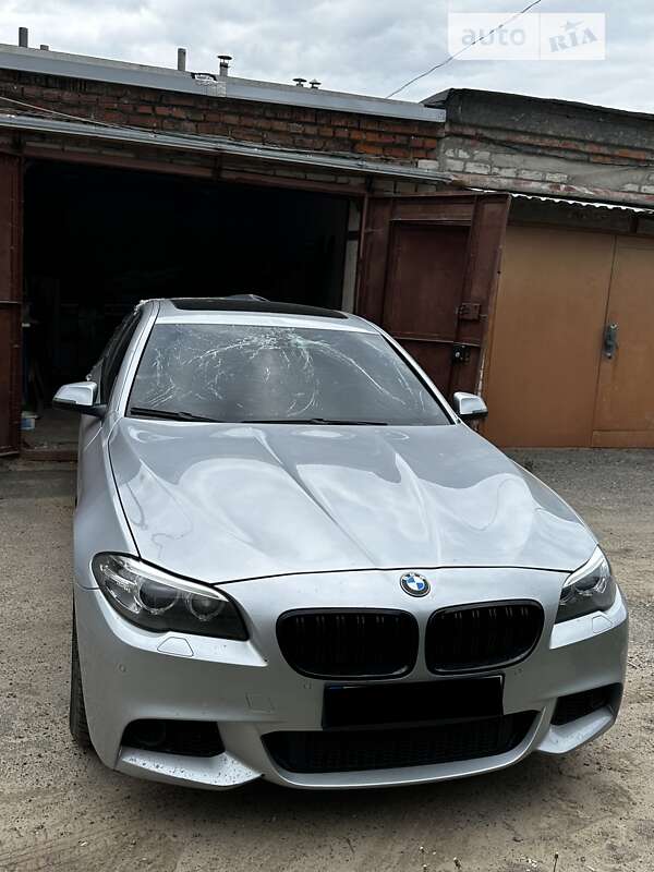 Седан BMW 5 Series 2013 в Чернигове