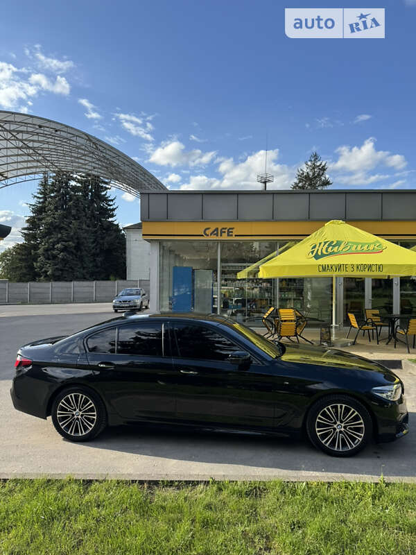 Седан BMW 5 Series 2018 в Виннице
