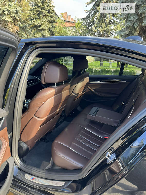 Седан BMW 5 Series 2018 в Виннице
