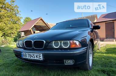 Седан BMW 5 Series 1998 в Виннице