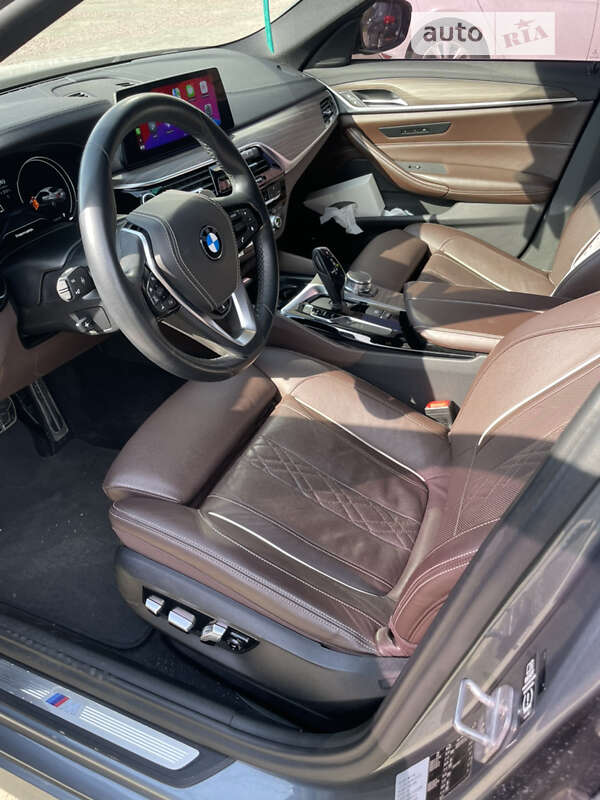 Седан BMW 5 Series 2017 в Києві фото 16 Седан BMW 5 Series 2017 в Києві