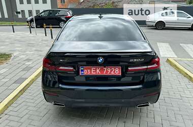 Седан BMW 5 Series 2021 в Львове