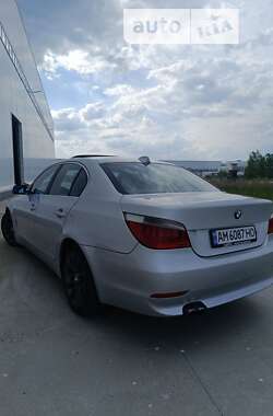 Седан BMW 5 Series 2003 в Коростене